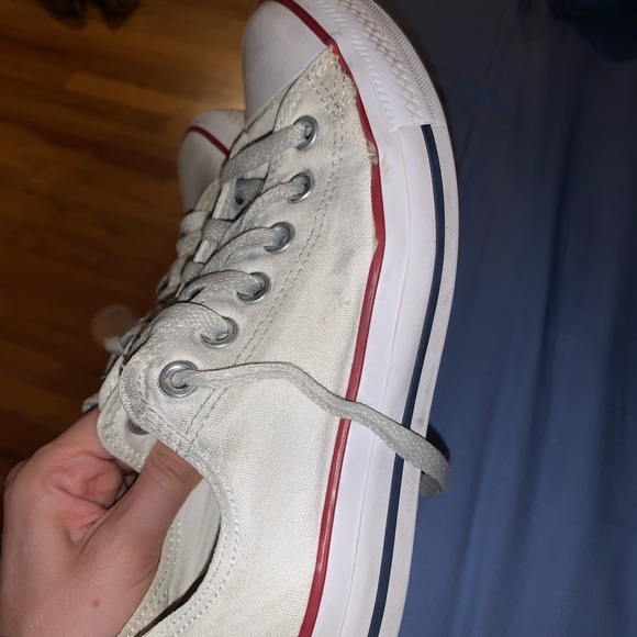 white low top converse - Picture 2 of 3